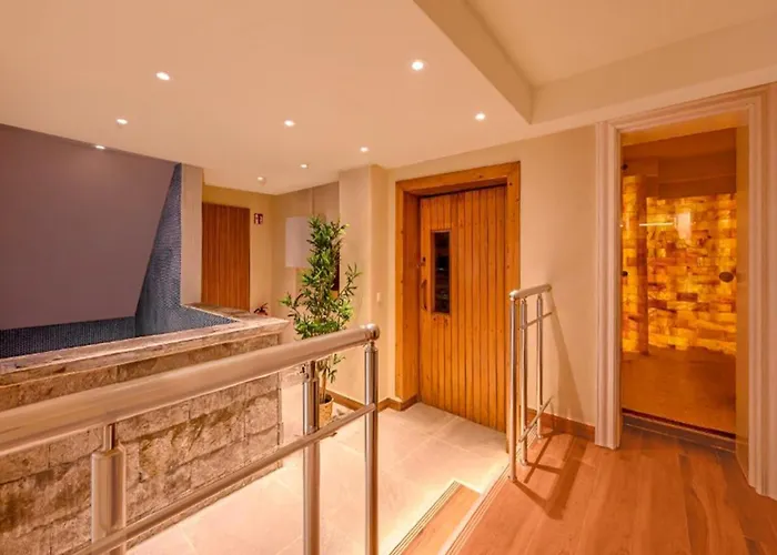 Schwarzbachtal Double Forest Mountain View *